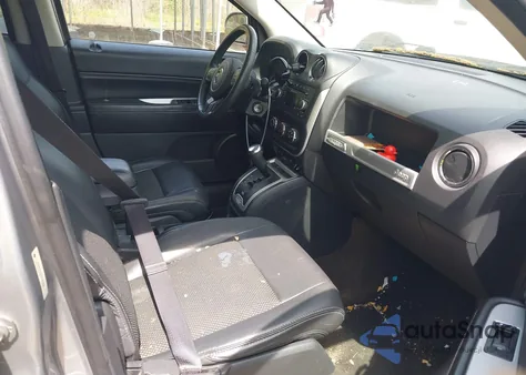 2014 Jeep Compass Latitude из США, поврежденный, VIN 1C4NJDEB2ED796268